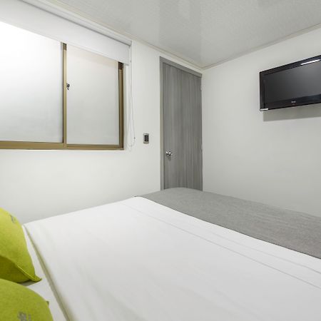 Ayenda 1024 Agora Inn Hotel Bogotá Eksteriør bilde